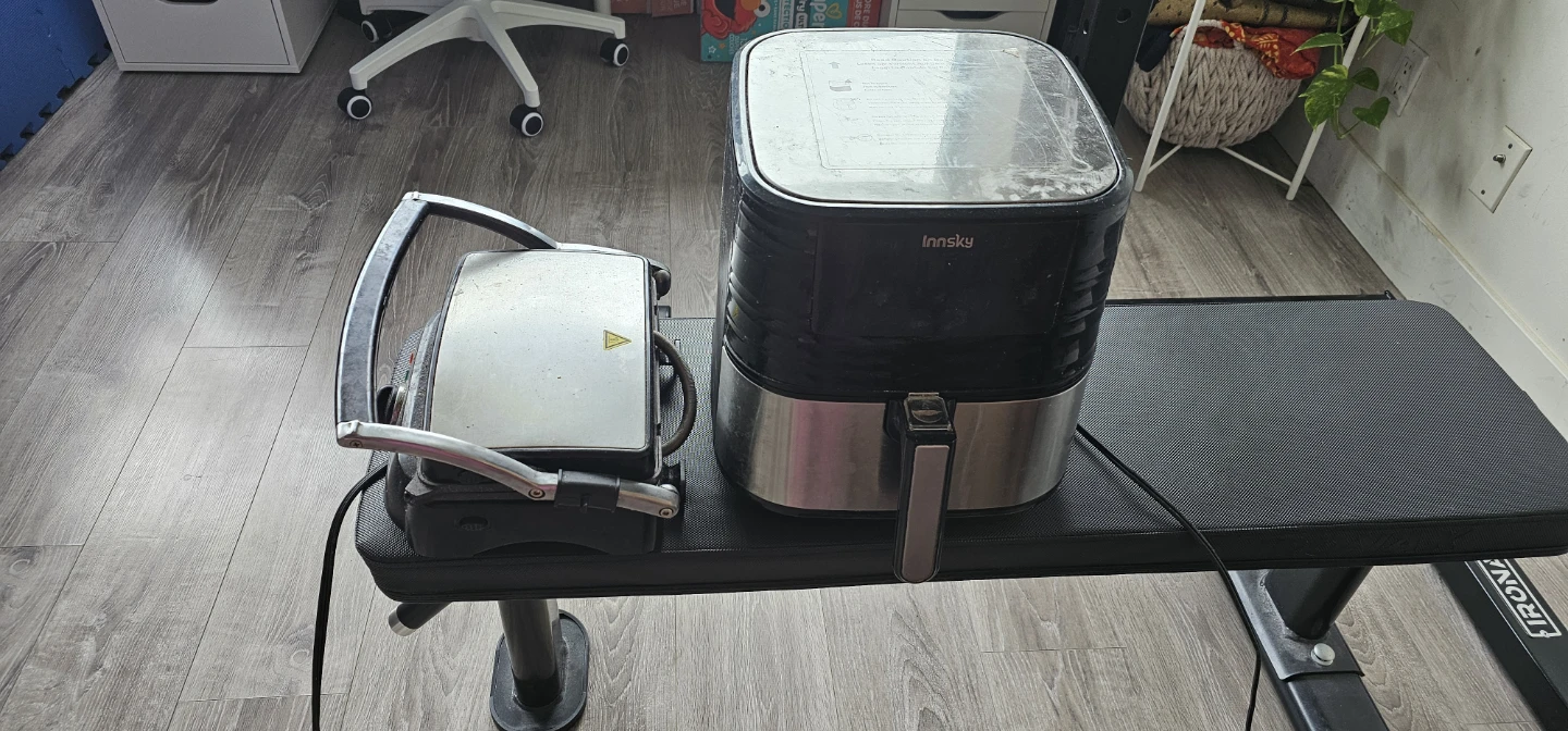 InnsKy Air Fryer & Starfrit Grill - photo 3