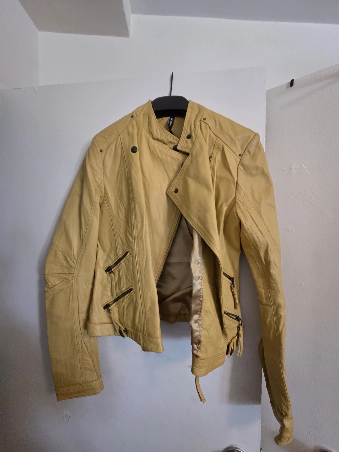 Xntrik Yellow Genuine Leather Moto Jacket Size M - photo 3