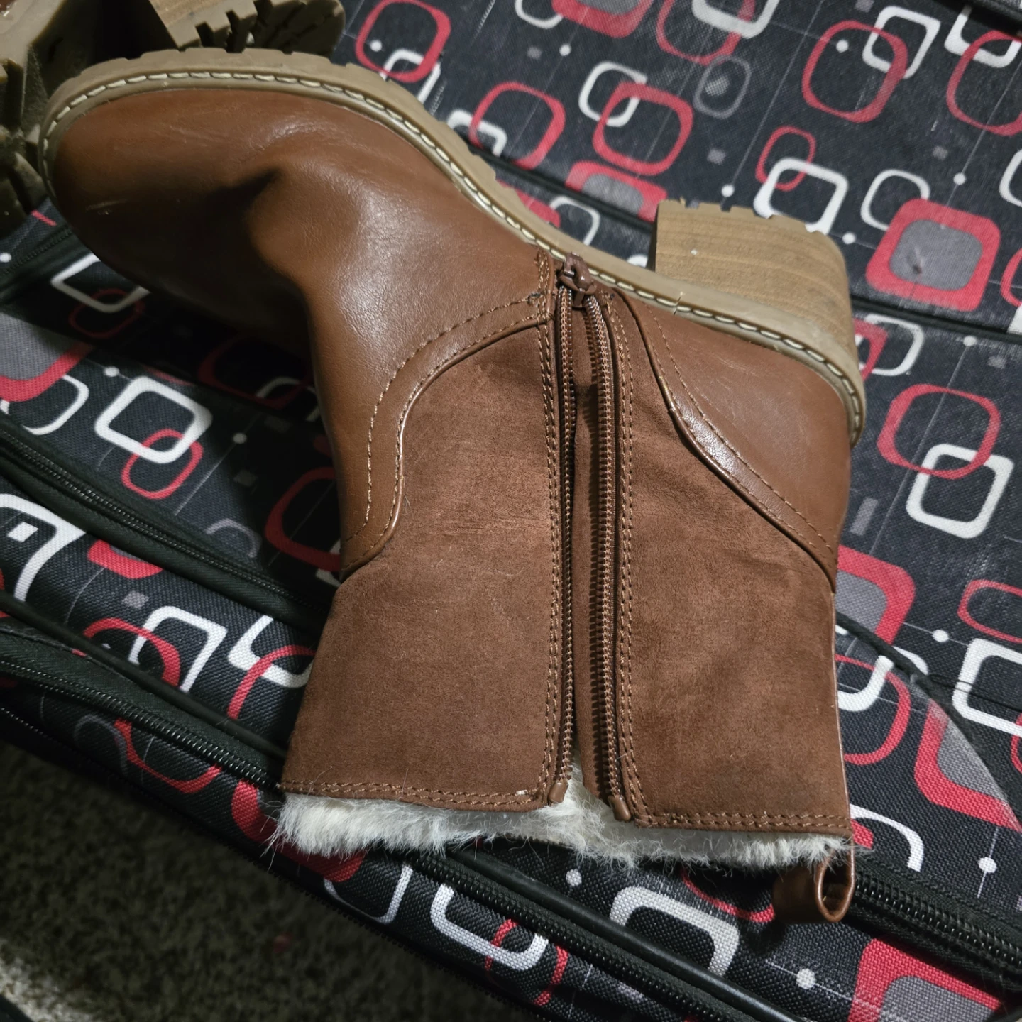 Brown Faux Leather Fur Lug Ankle Boots size 8/9 - photo 2