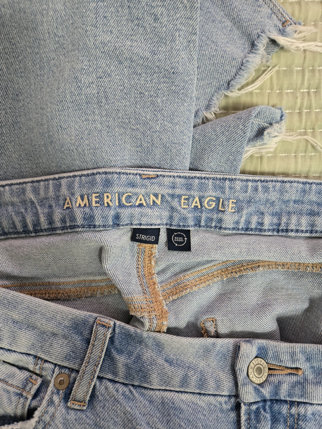 AE Strigid Curvy Ripped Mom Jean, Size 16 Short 🌱 - photo 5