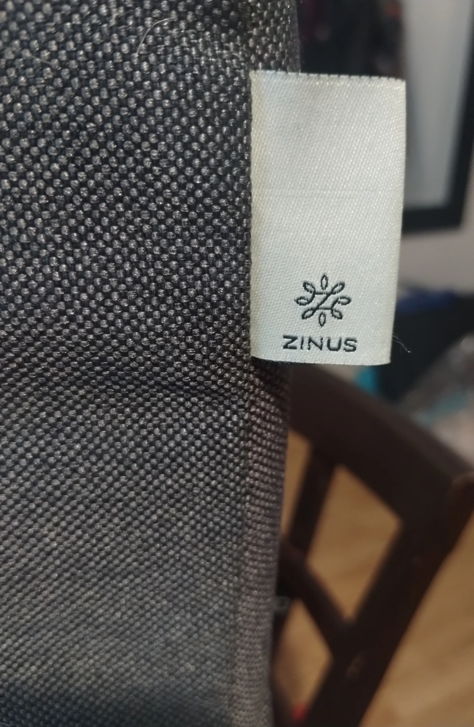 Zinus 2-Step Pet Stairs - photo 3