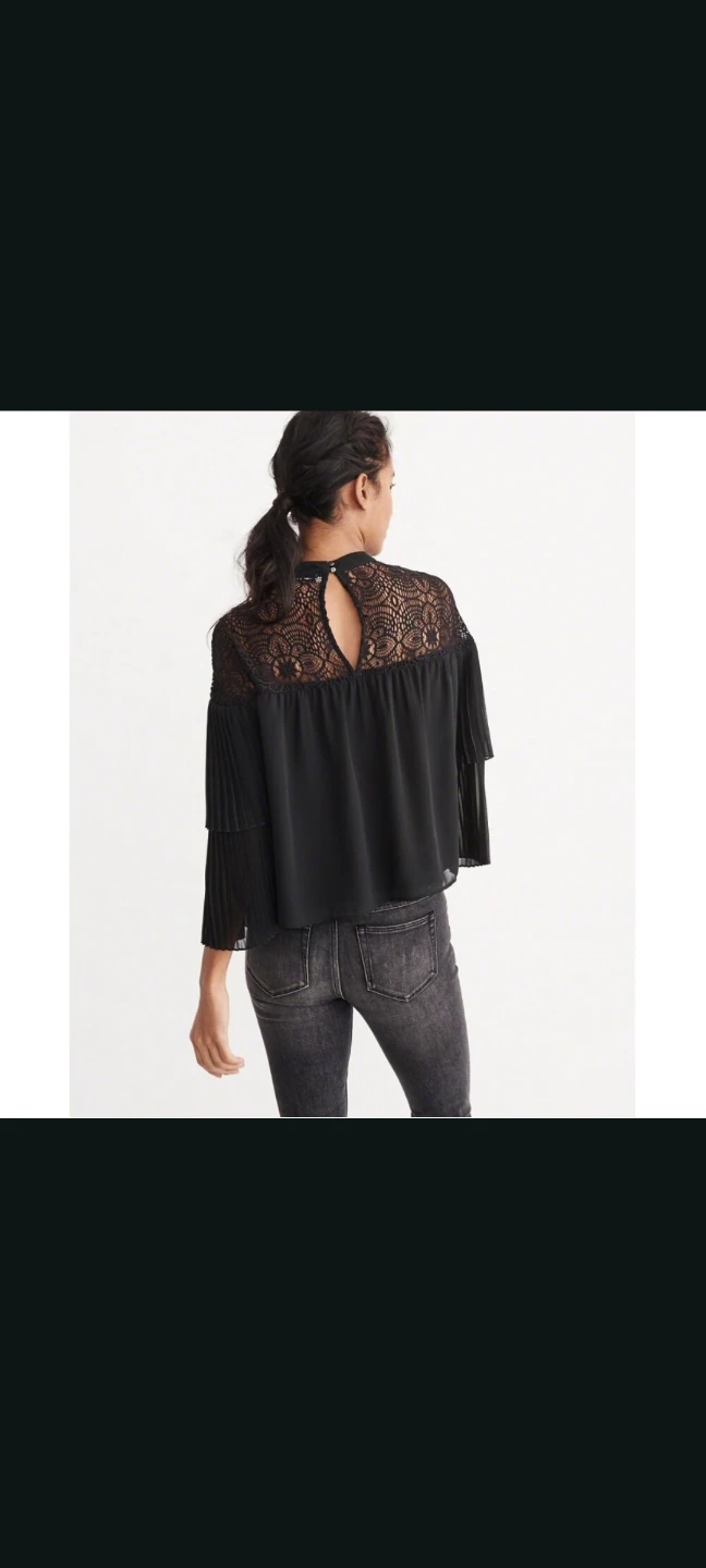 Goth Black Lace Pleated bell Sleeve Blouse - photo 2