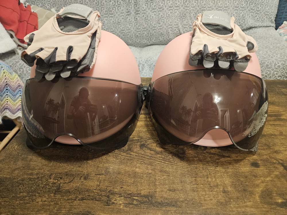 Pink Scooter Helmets with Visors - Set of 2 - photo 2