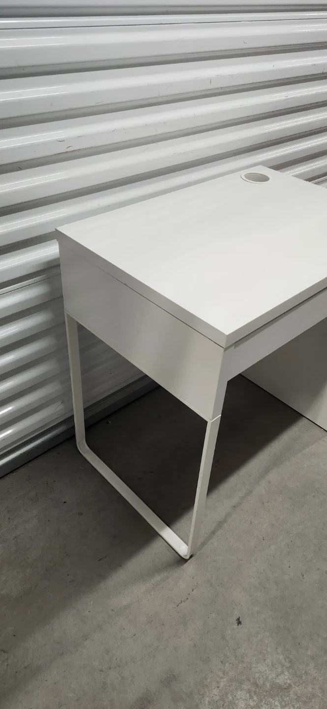 Ikea desk - photo 4