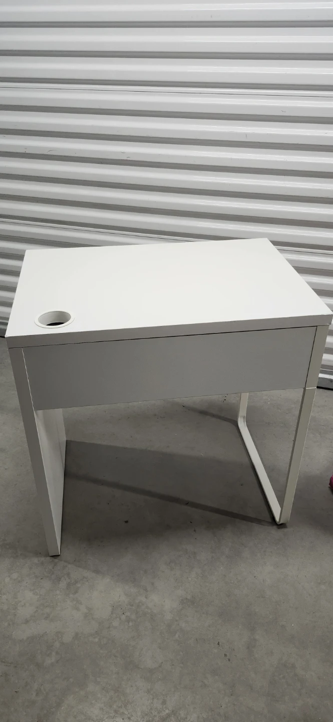 Ikea desk - photo 5