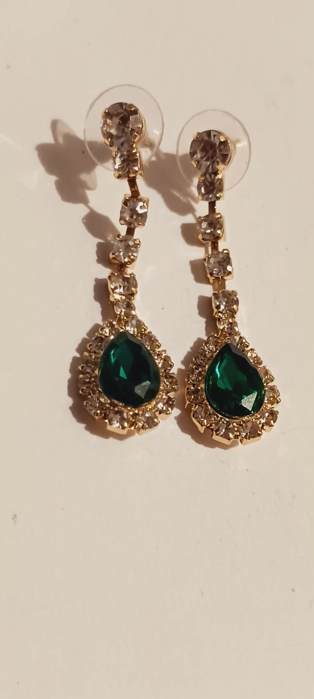 New !! Gold-tone Dangle Earrings w/Emerald Green Crystals - photo 5