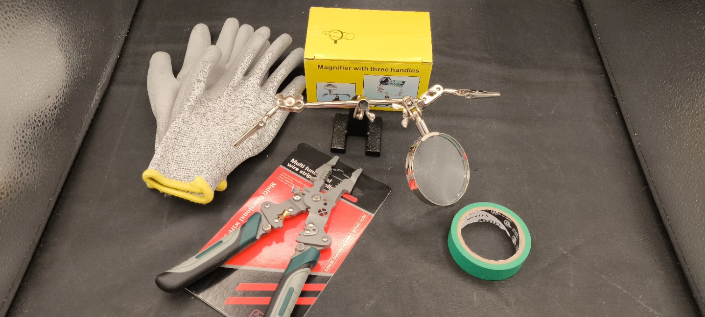 Magnifier with Three Handles and Tool Kit - photo 2