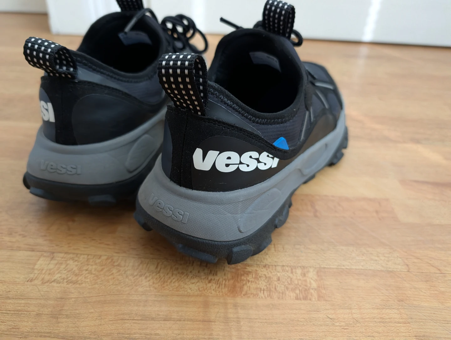 Vessi Shoes - Motu Black/grey