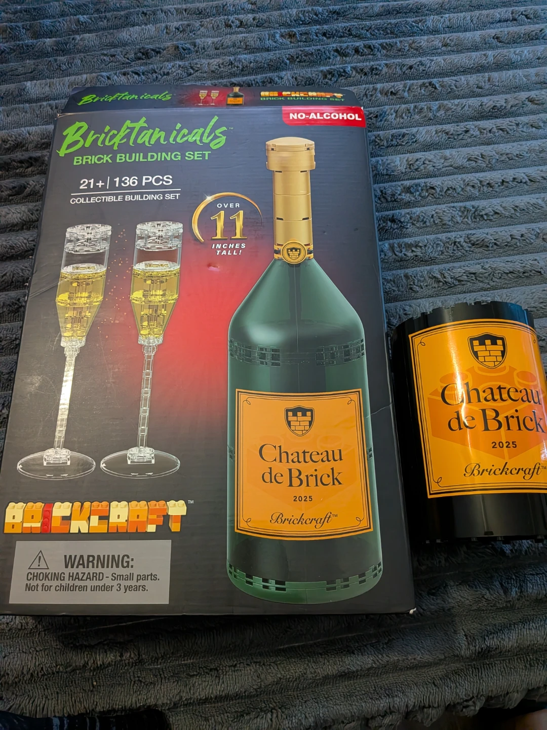Brickcraft Chateau de Brick Champagne Bottle & Glasses Set 🌱