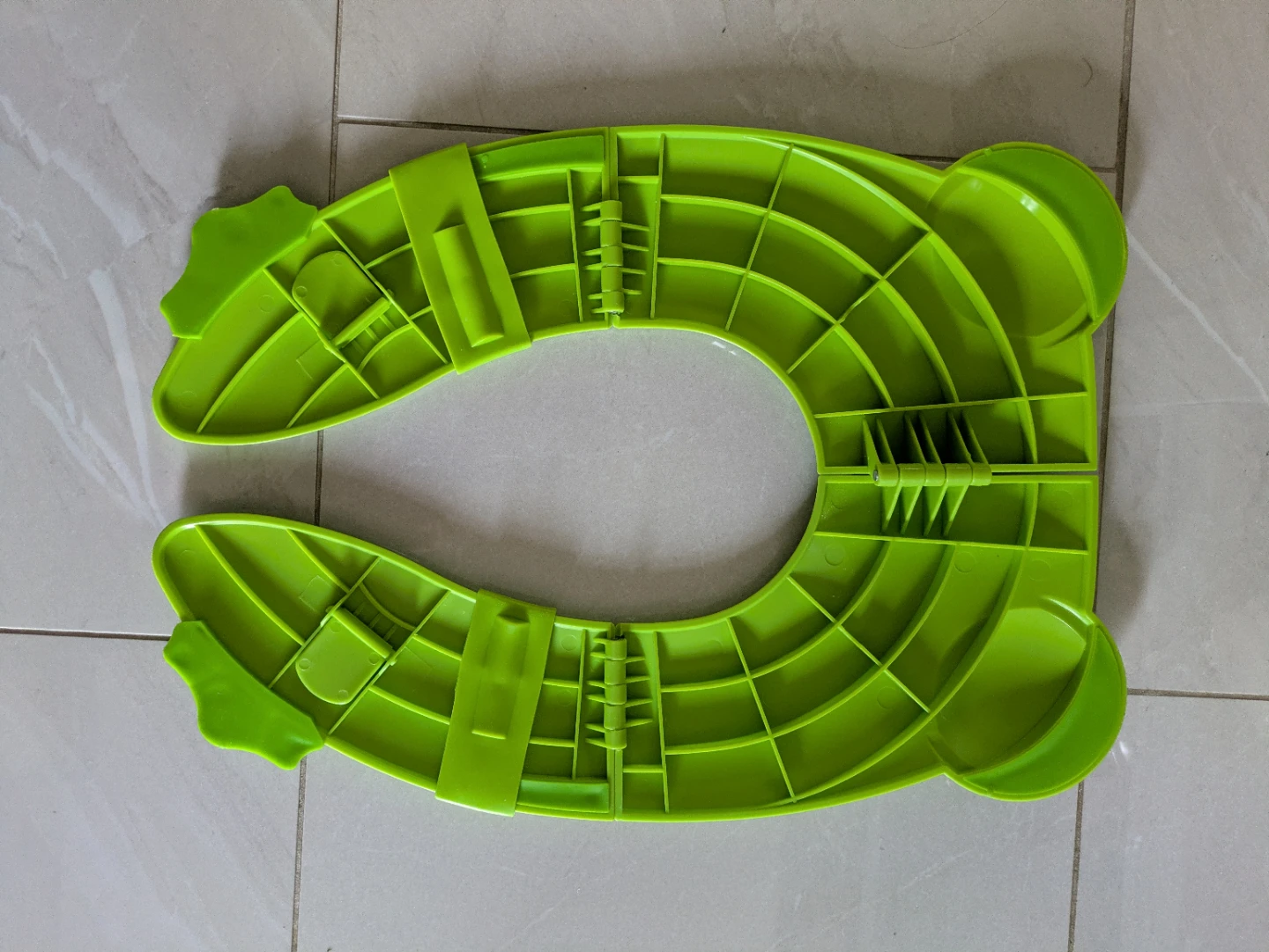 Kids Toilet Training Seat - Green Frog Design - photo 3