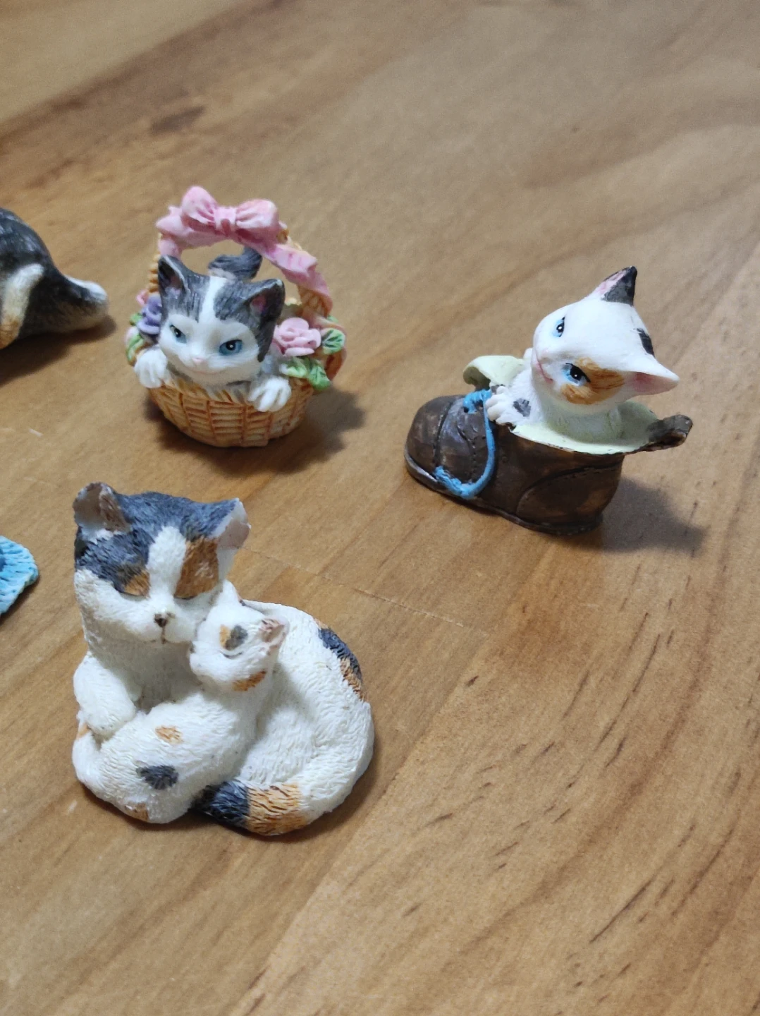 Set of 6 Decorative Cat Figurines - photo 2