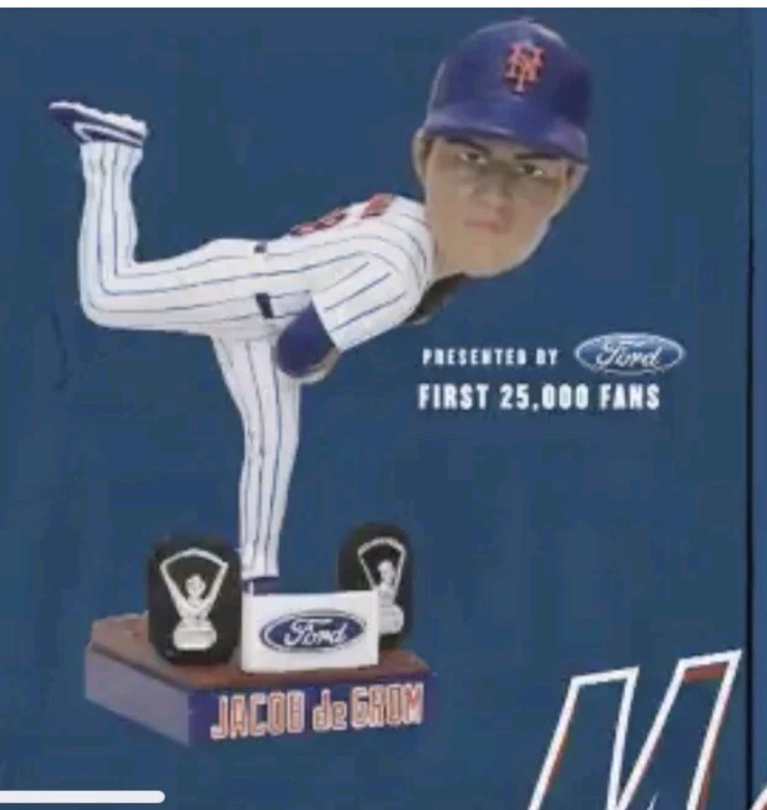 Jacob deGrom Bobblehead - New York Mets - photo 2