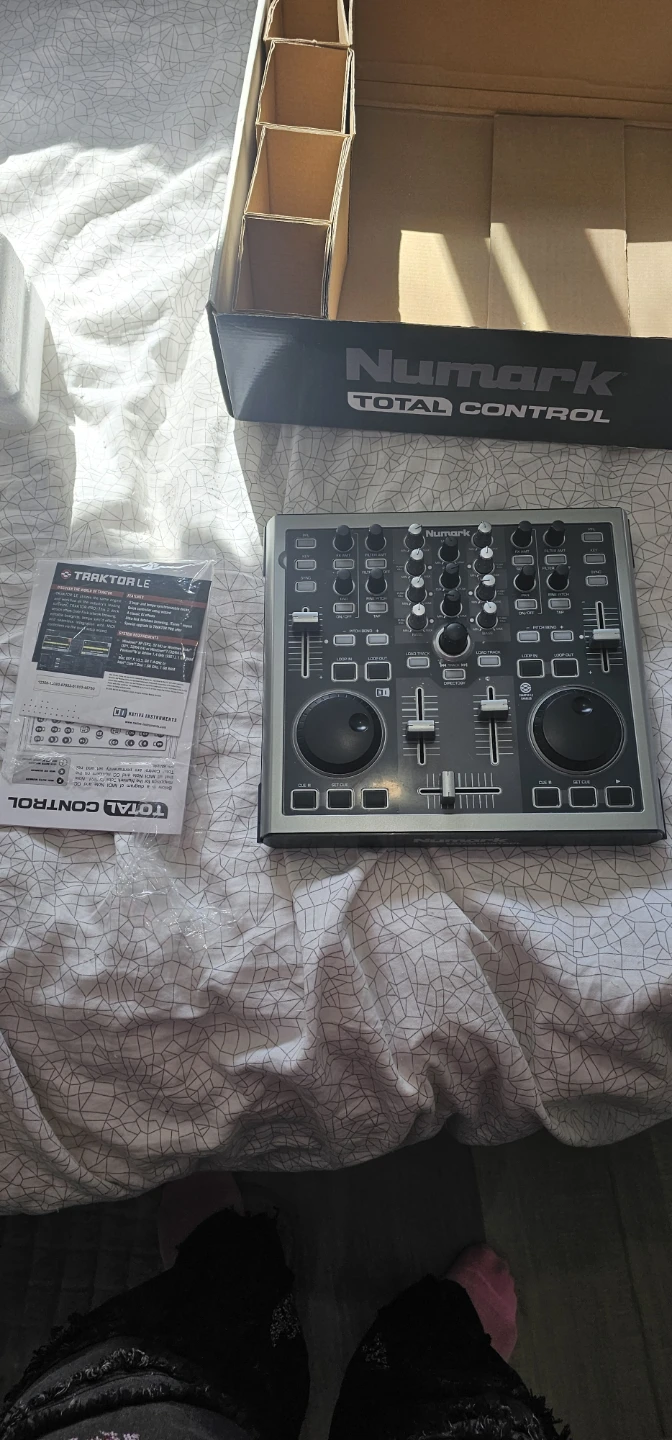 Numark Total DJ Controler With Software - photo 5
