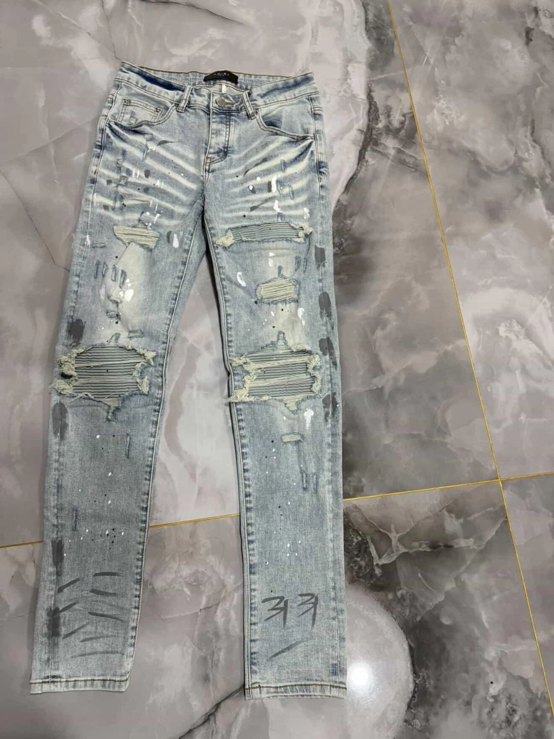 AMIRI Distressed Light Wash Jeans Size 29