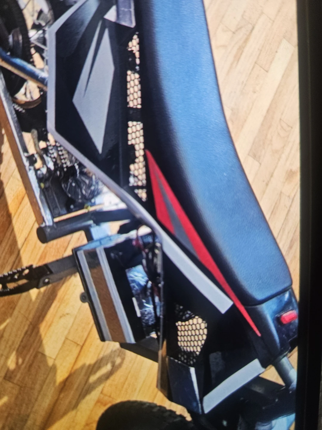 Razor MX350 Dirt Rocket Electric Bike - photo 3