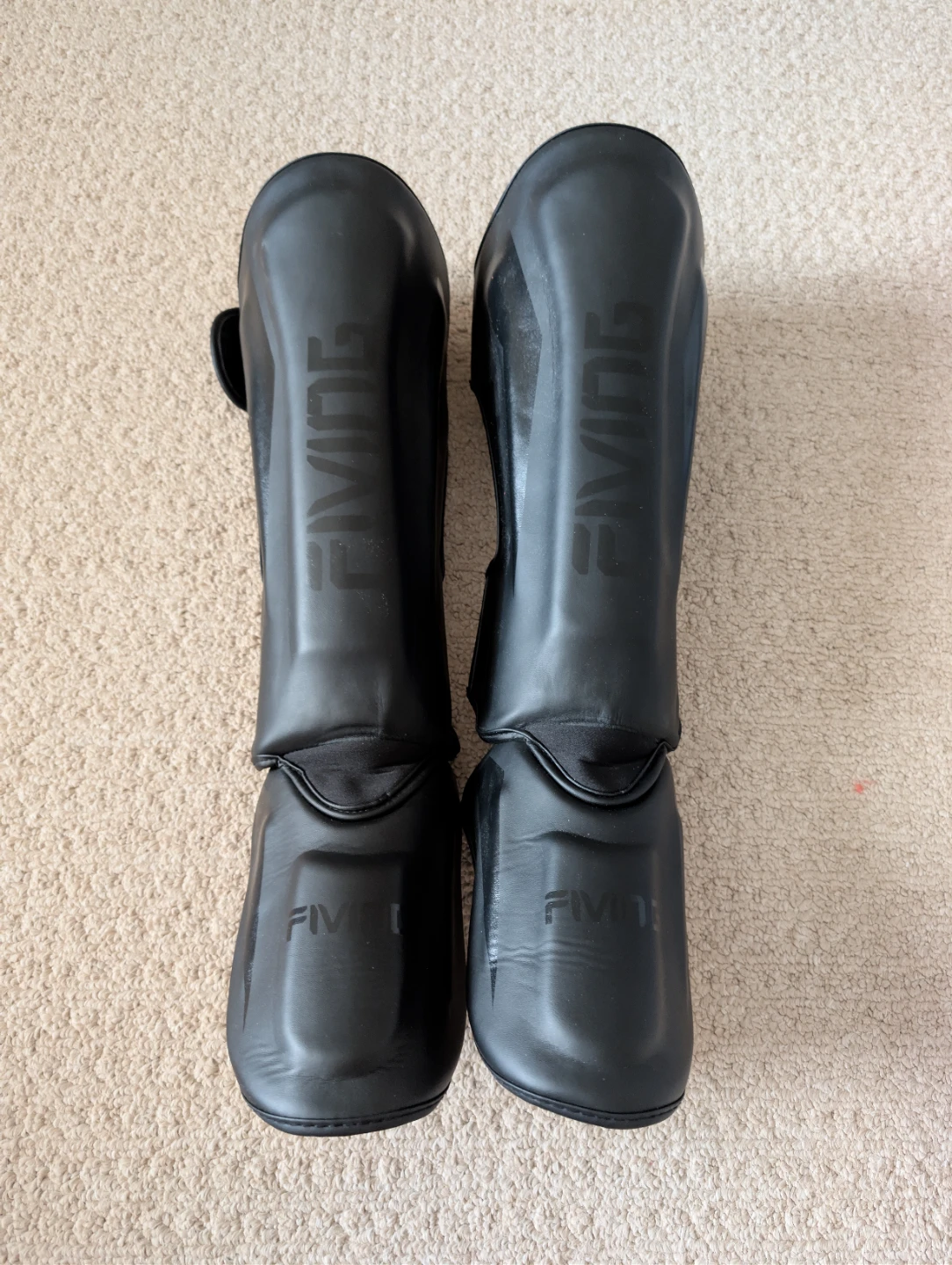 FIVE Shin Guards