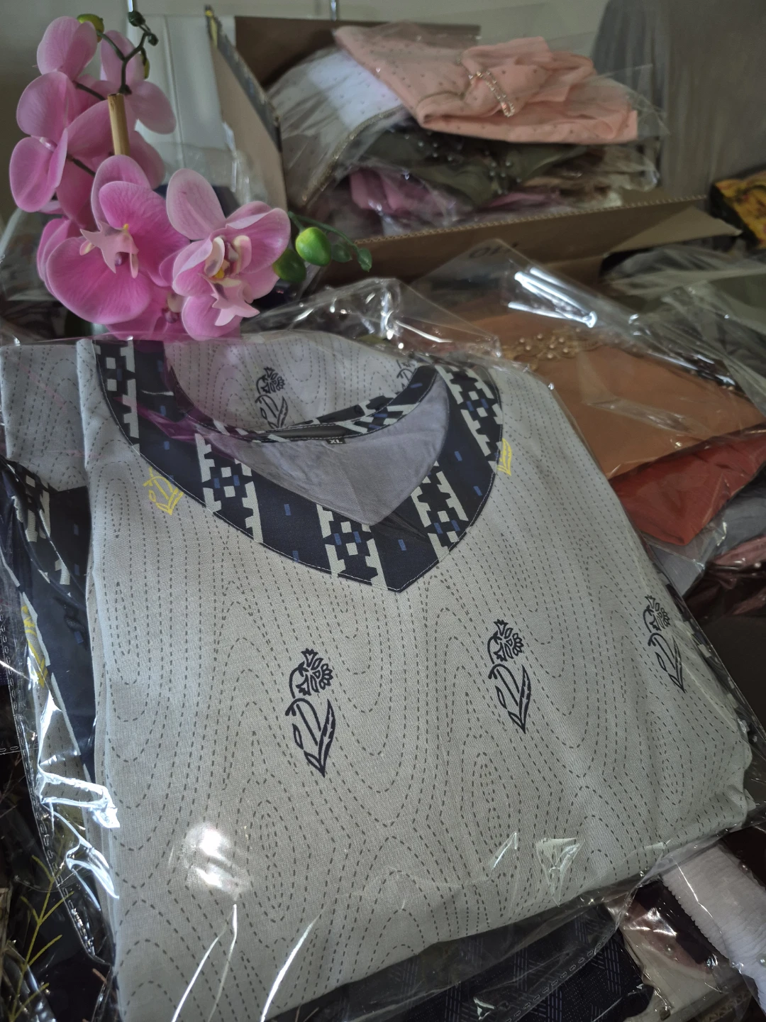Assorted Women's Tops/Kurtis - photo 4