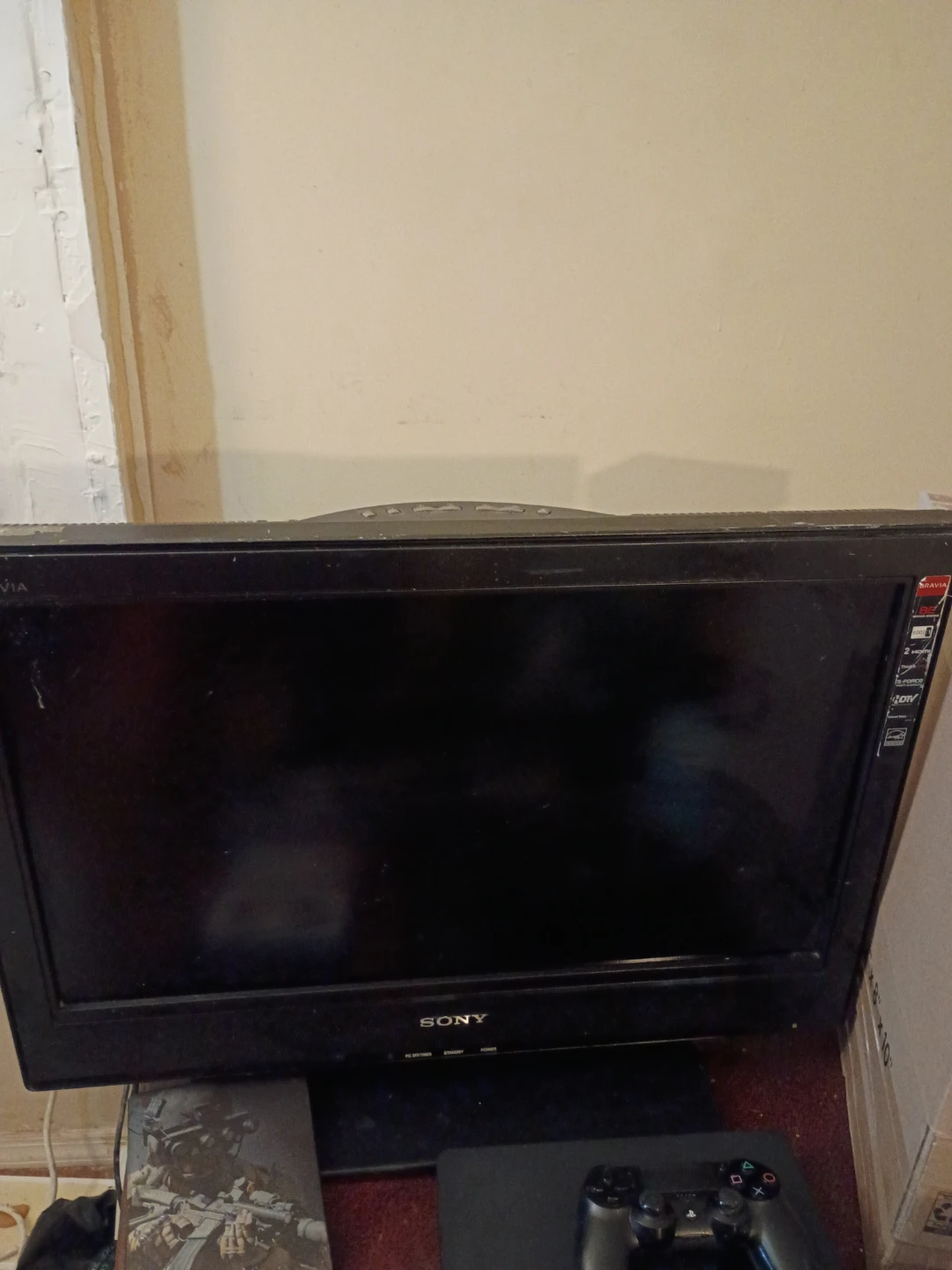 Sony TV PS4 bundle