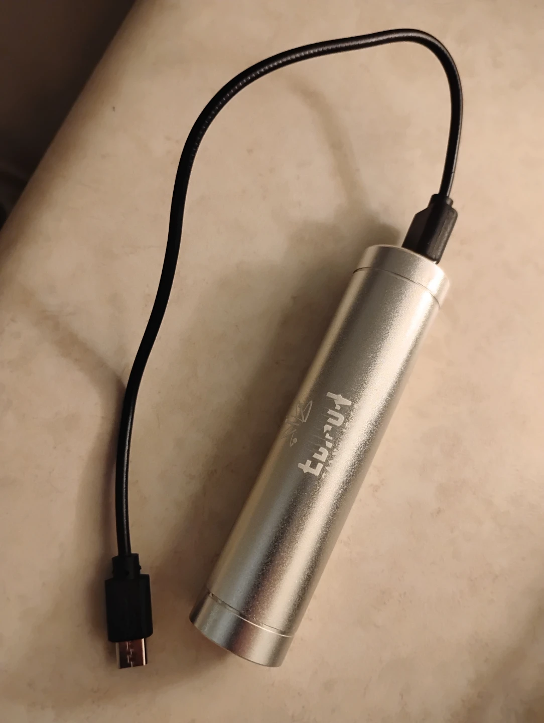 Tzurut Power Bank
