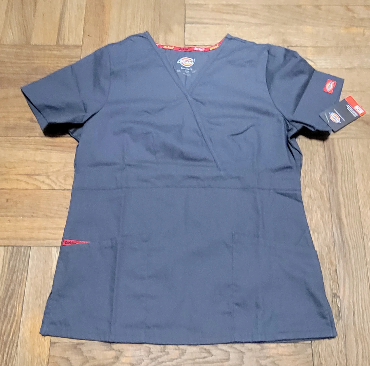 Dickies EDS Signature Modern Classic Scrub Top - Size S - photo 2