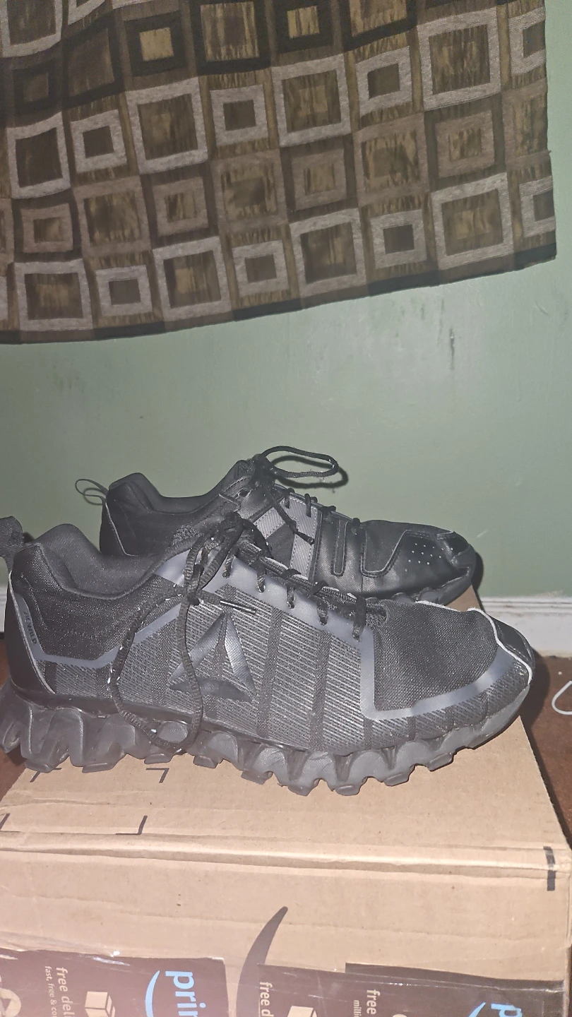 Reebok Black Running Shoes - photo 3
