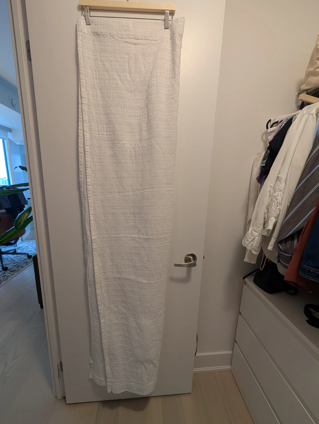White Cotton shower curtain - photo 2