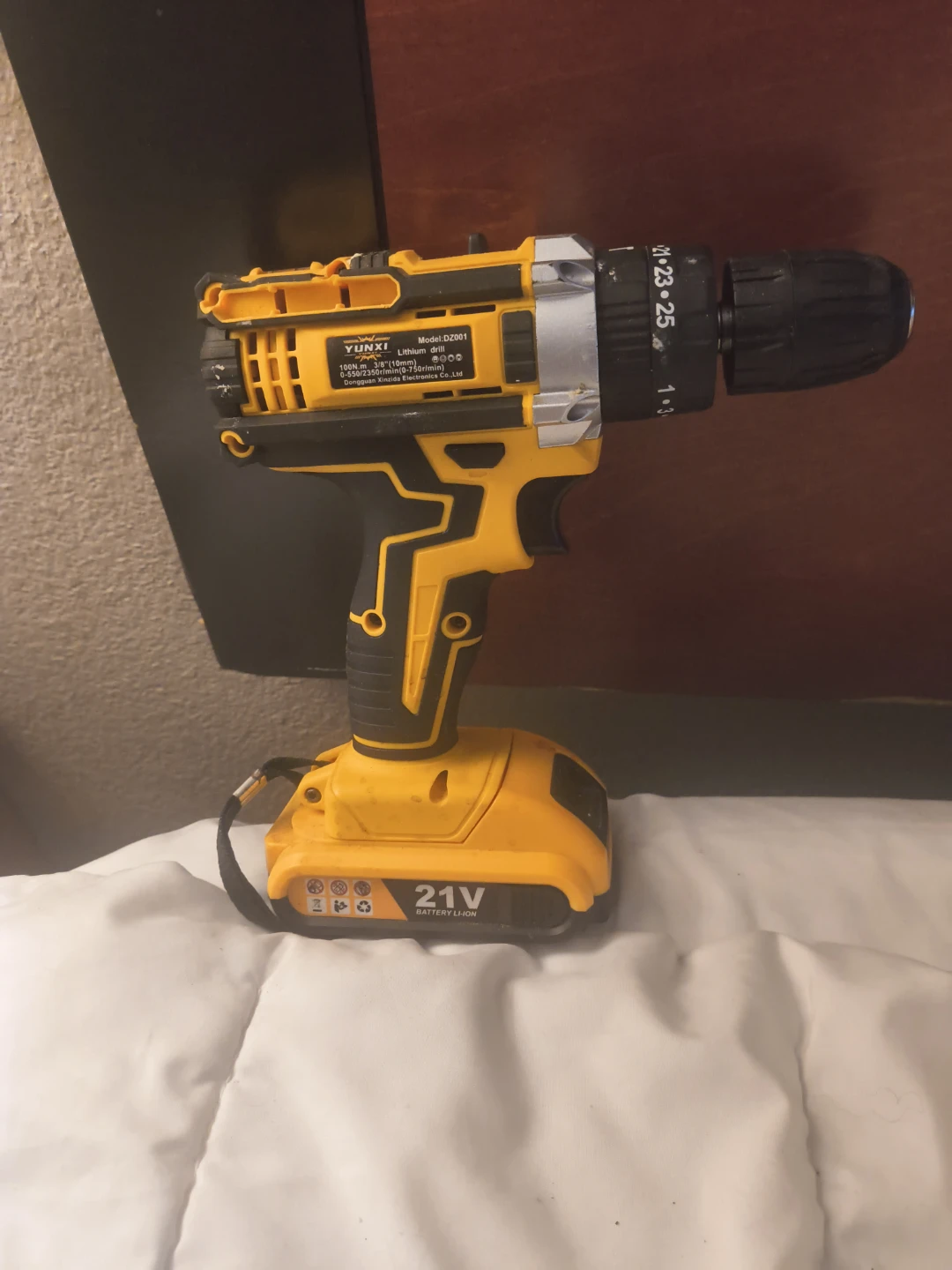 Cordless drill