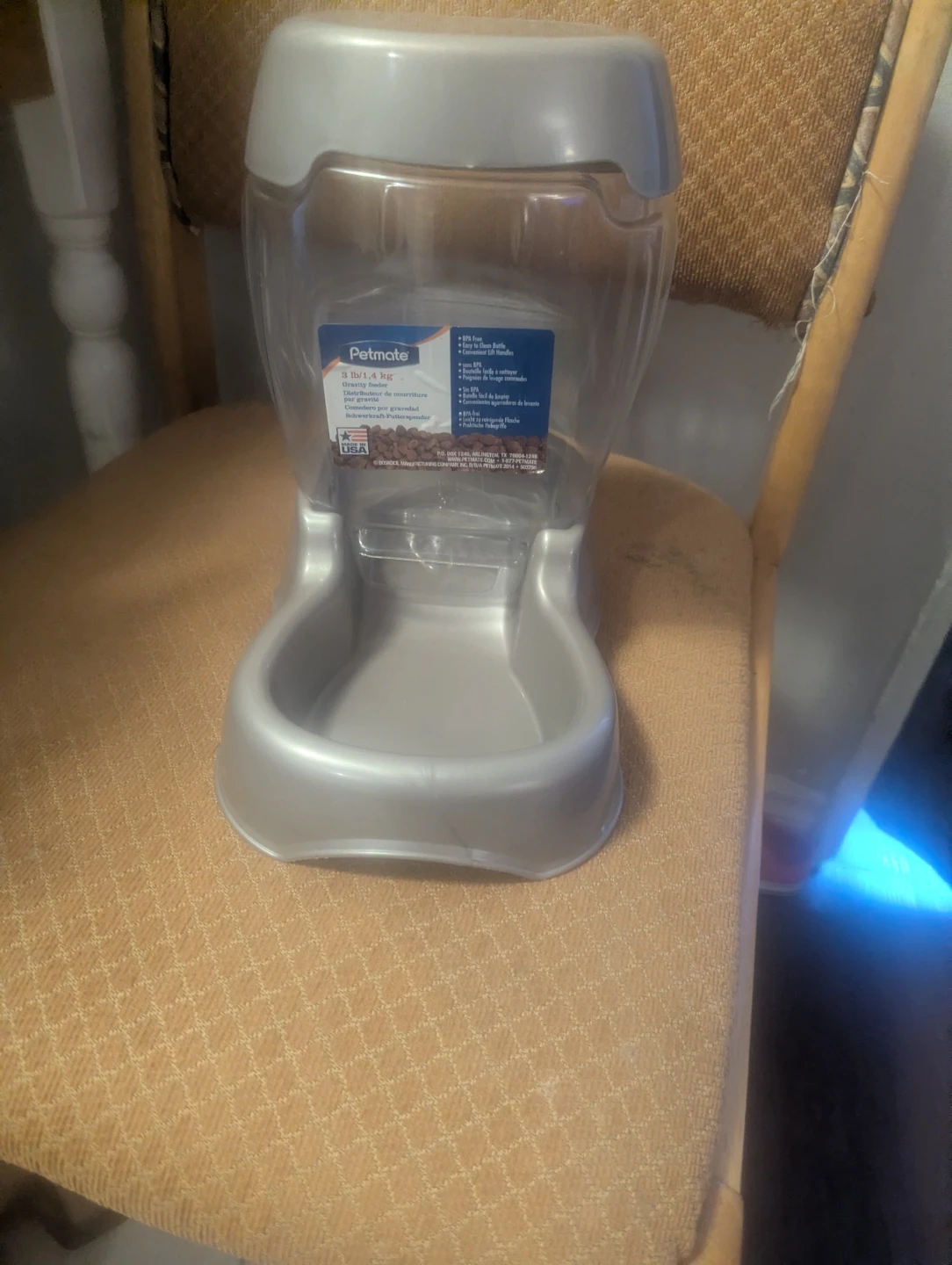 Petmate Gravity Dog Food and Water Dispenser 3 lb / 1.4 kg - photo 2