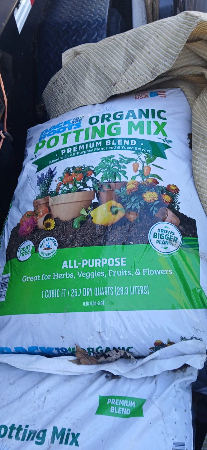 Roots All-Purpose Organic Potting Mix - Premium Blend