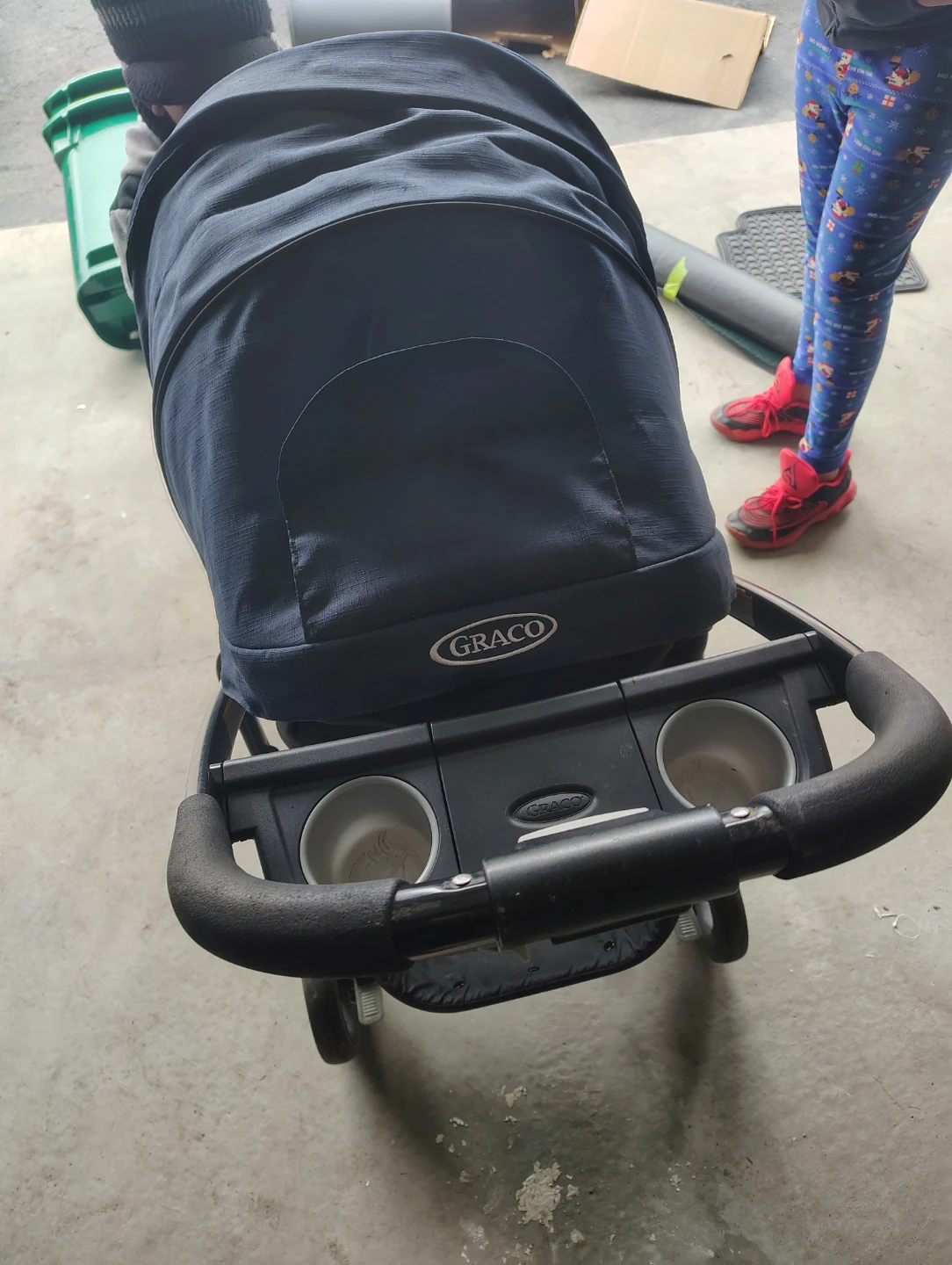 Graco Stroller with Cup Holders - photo 2