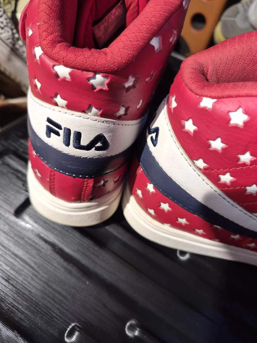 FILA Red Star Print High Top Sneakers US Size 9