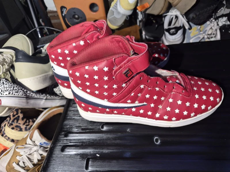 FILA Red Star Print High Top Sneakers US Size 9 - photo 2