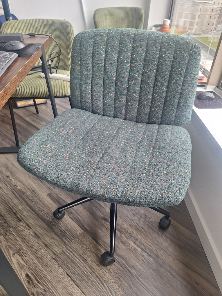 Criss-cross Chair