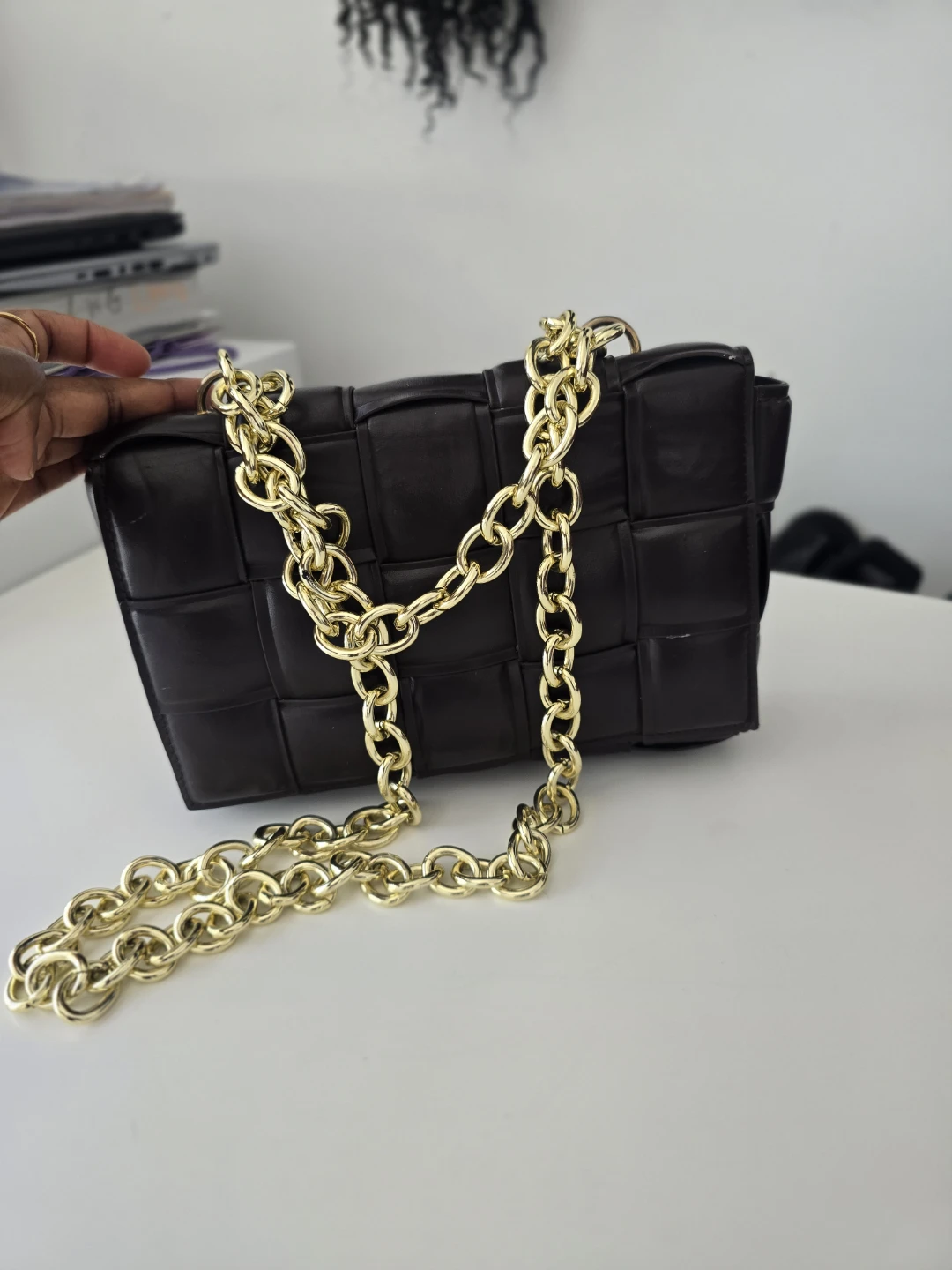 Brown Woven Handbag with Gold Chain - photo 2