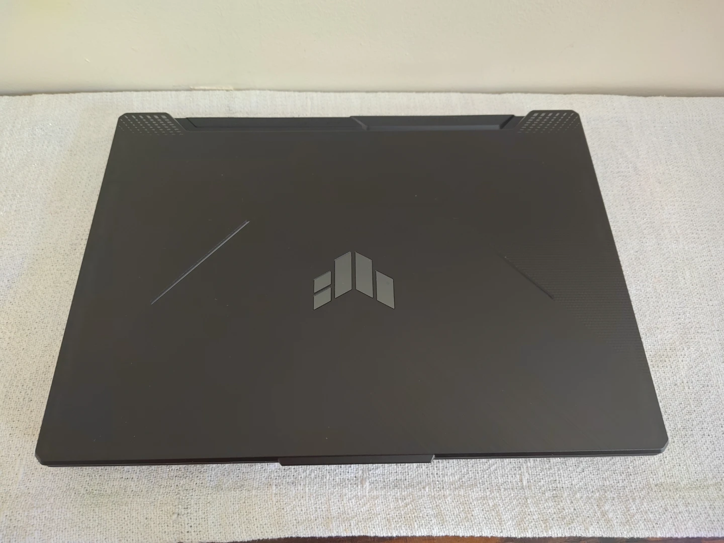 ASUS TUF Gaming A15 Laptop - AMD Ryzen 7 RTX 3050 - photo 3