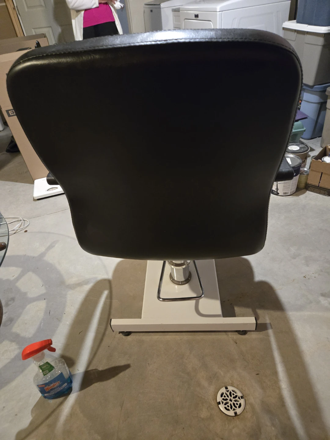 Black pedicure Chair with Footrest - photo 3