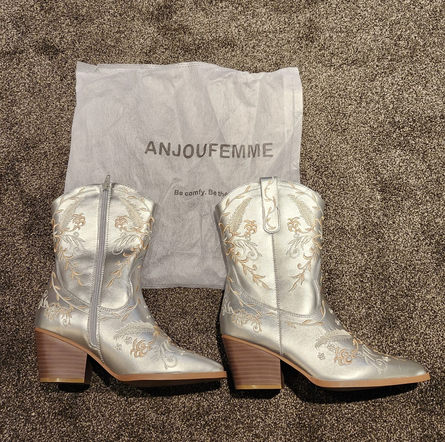 Anjoufemme Silver Embroidered Cowgirl Boots - photo 3