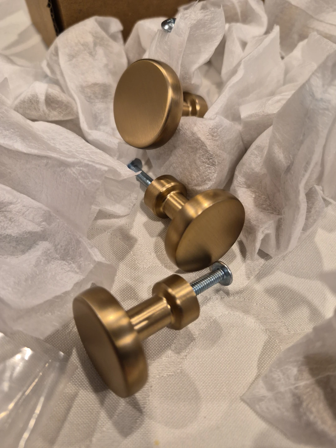 AsidRoma Cabinet Knobs - Brushed Brass Finish - 10 Pack
