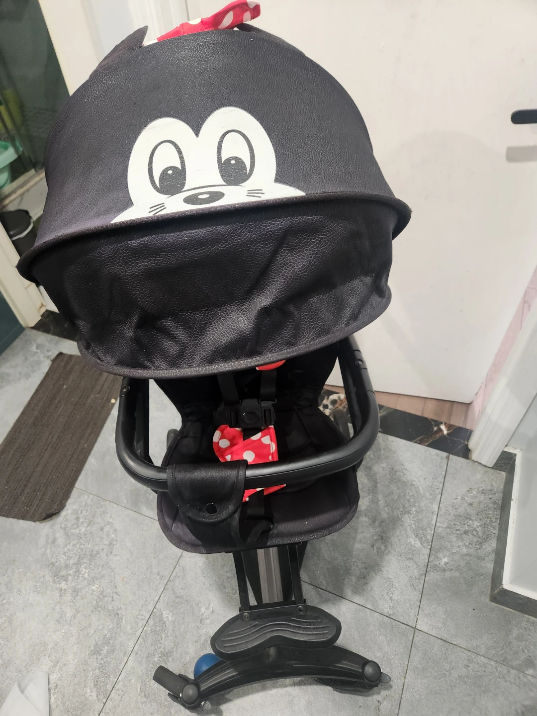 Black Mickey Mouse Stroller - photo 3