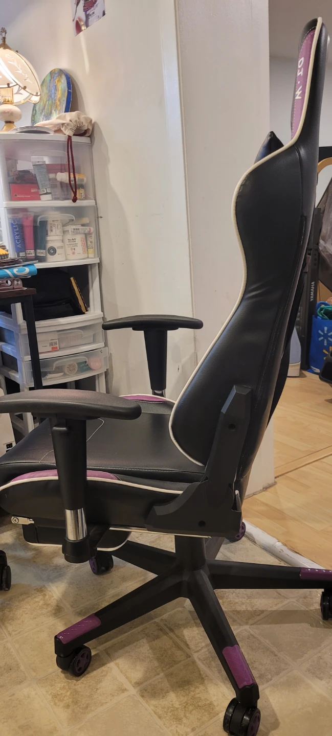DJ W Gaming Chair with Footrest - photo 3