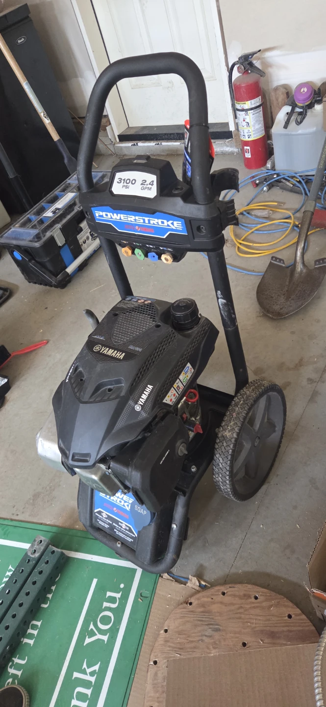 Powerstroke 3100 PSI 2.4 GPM Gas Pressure Washer - photo 2