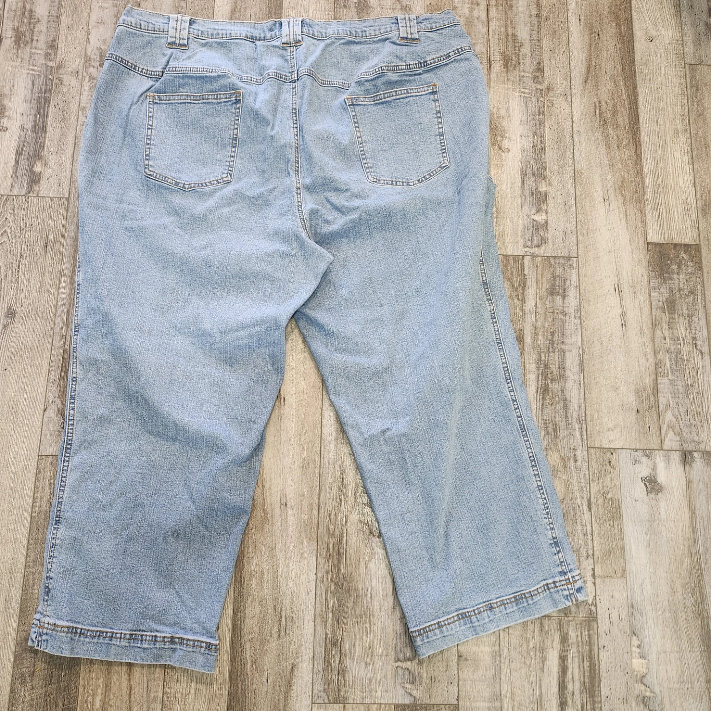 Casual A.R. Denim Capris Womens Size 24W - photo 3