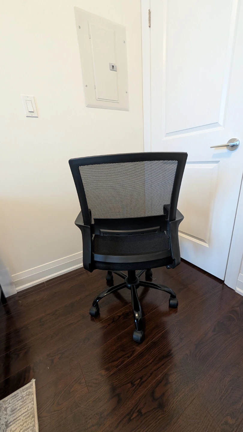 Black Mesh Office Chair - photo 2