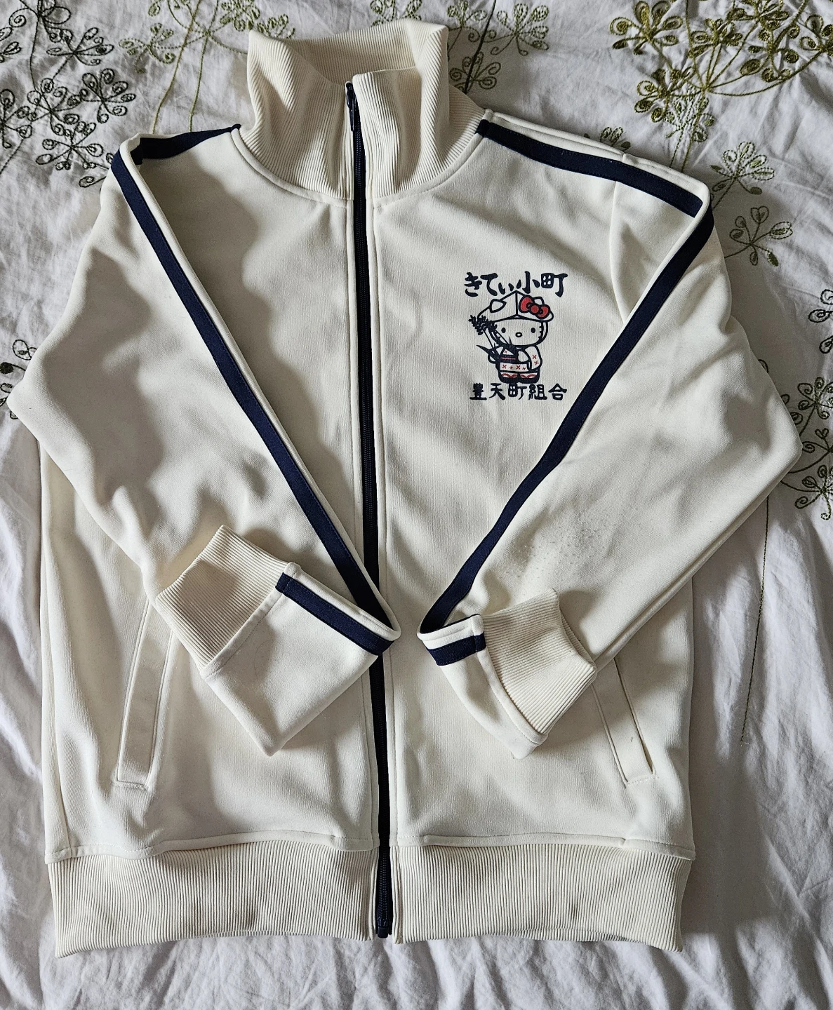 Vintage Hello Kitty Track Jacket - photo 2