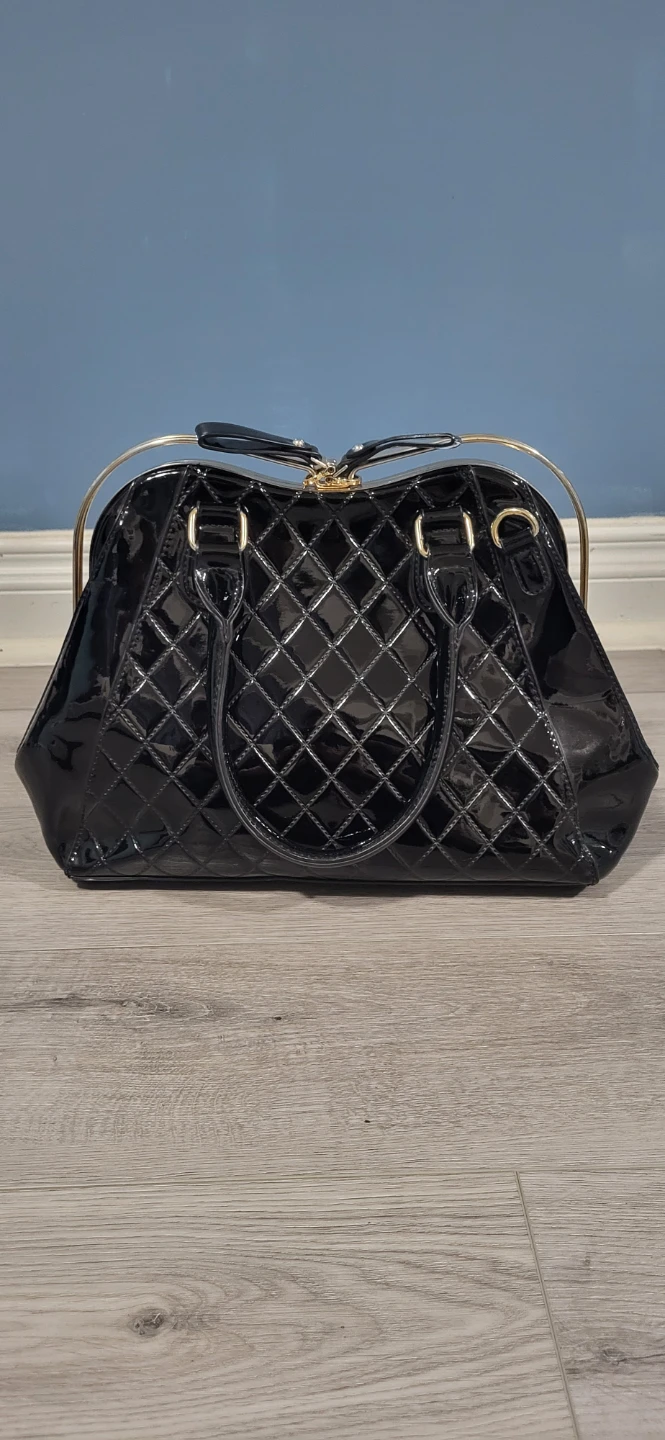 Like New Women's Handbag/Satchel bag