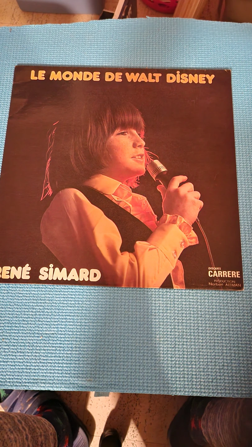 René Simard "Le Monde De Walt Disney" Vinyl Record