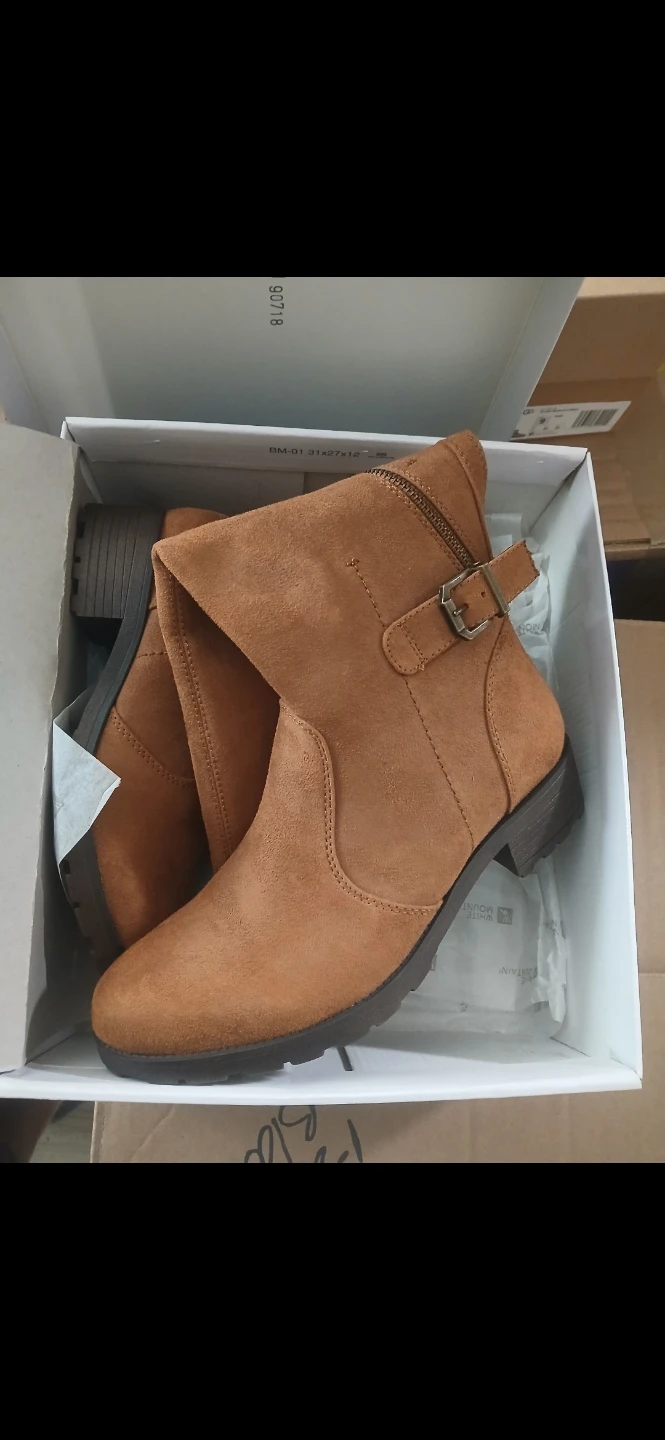 Women's Brown Suede Knee-High Boots 🌱