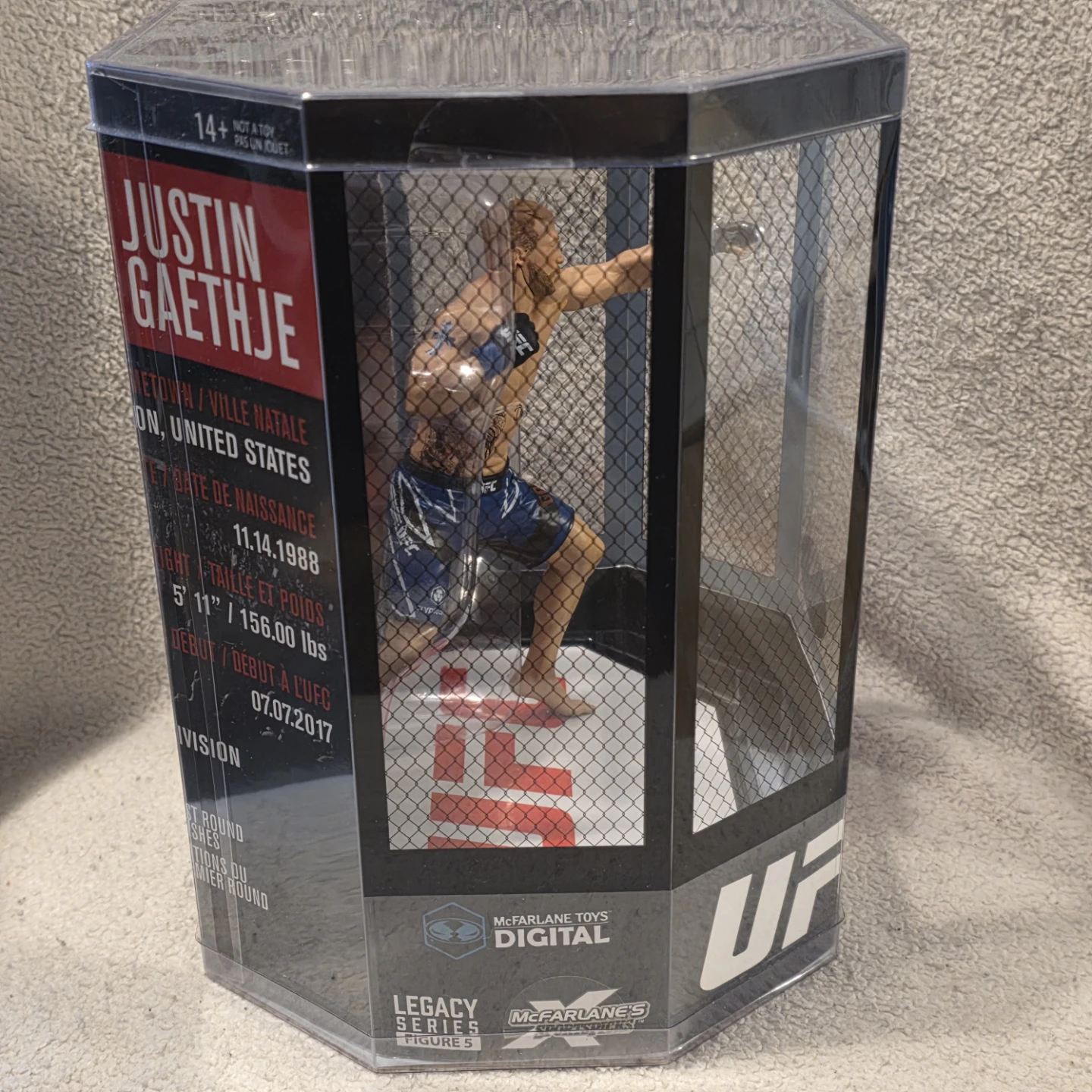 UFC Justin Gaethje Platinum Edition Figure - photo 4