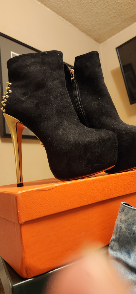 Just in time for Summer!! Size 10 platform heels $20.00 and up - photo 3