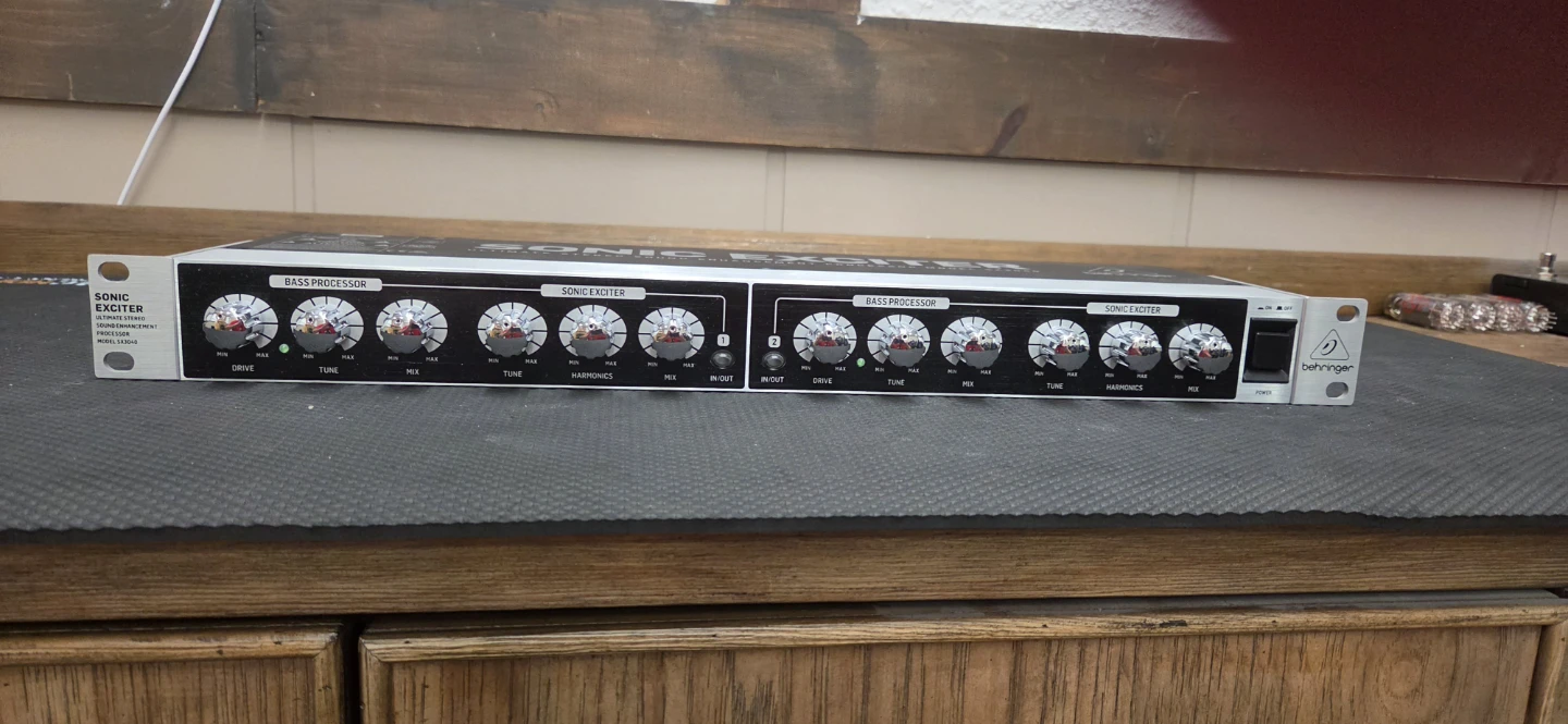 Behringer Sonic Exciter SX3040